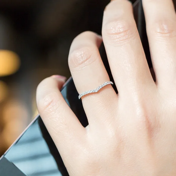 Hot sales vintage design italian cz sterling silver rings silver V ring