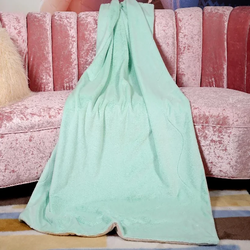 Hot Luxury Fleece Printed Oversize Throw Blanket, Warm Blanket Home Textile 100% Polyester Animal Modern Knitted Provide