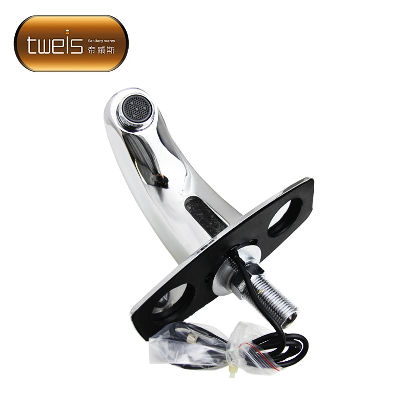 New Design CE Delay Time Tap cold and hot deck mounted Infrared Sensor Water Tap In Basin Faucets