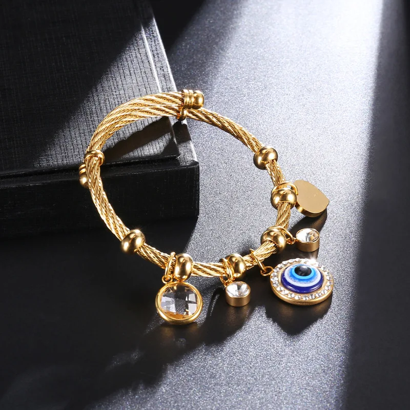 Amazon Hot Sell Stainless Steel Evil Blue Eye Diamond Love Shape Bangles
