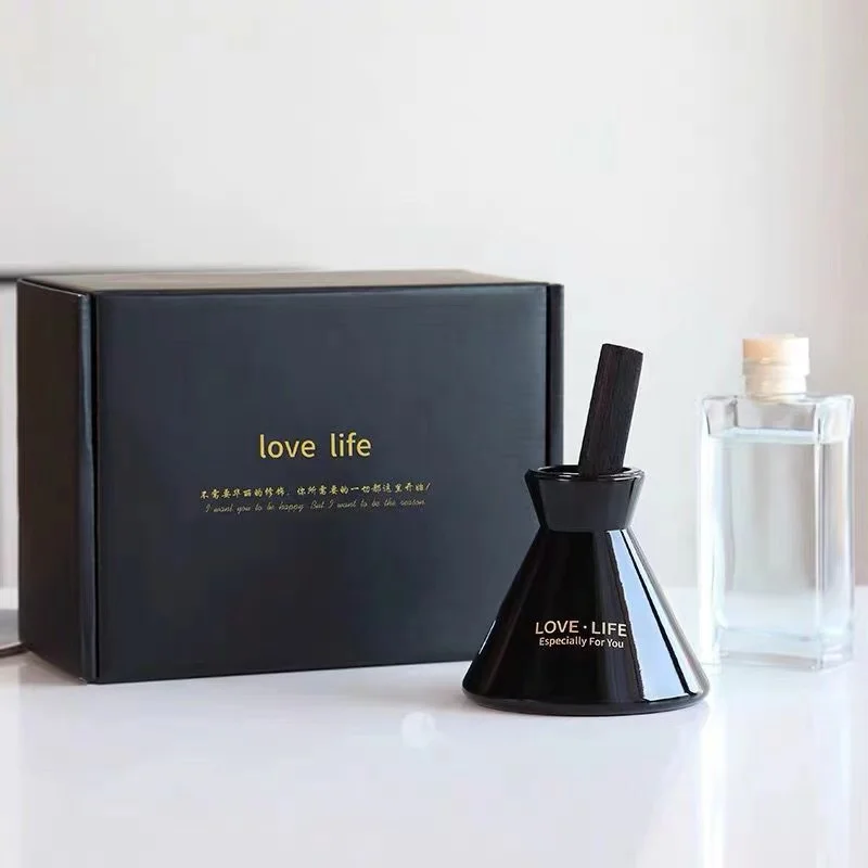 Hot sale aromatherapy essential oil Home room perfume Air freshener bedroom hotel fragrance reed diffusers