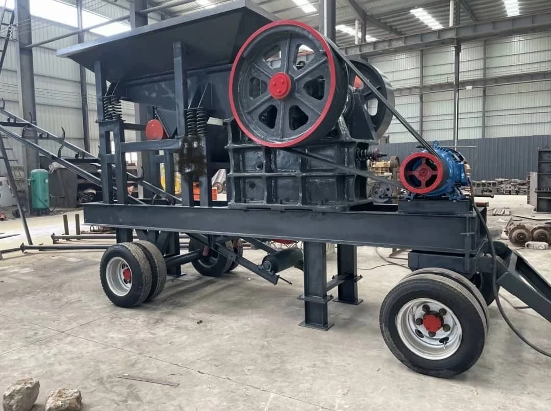 Complete quarry crushing machine, mobile granite limestone gravel jaw crusher, Factory price Aggregate rock stone crushing plant