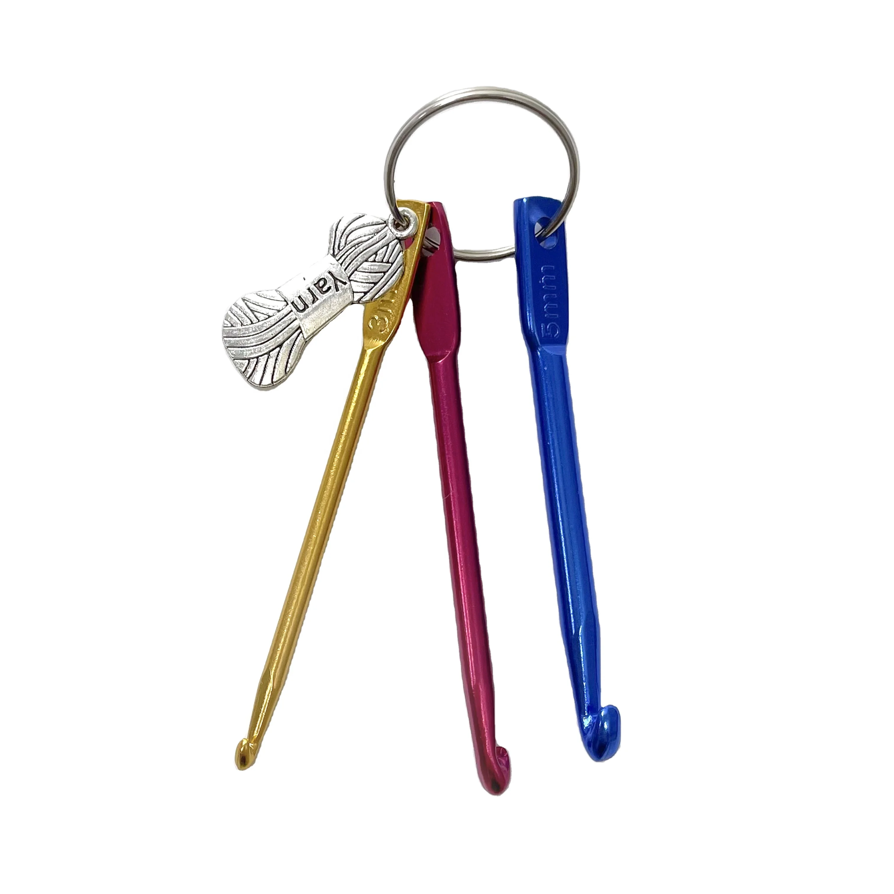 1 Set 4Pieces (3 models) Mini Color Crochet Hook Keychain Aluminum Crochet Hooks Knitting Needles 3mm 4mm 5 mm with yarn decor