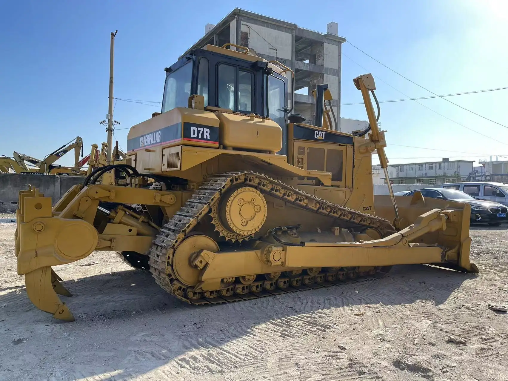 Гусеничный бульдозер Caterpillar D7H дешевый CAT D6H D5G D3C D8R для продажи оборудование