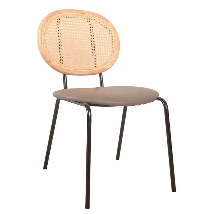 China Manufacturer Chiavari Hotel Party Chairs Golden Metal Frame and PU Cushion Dining Chairs