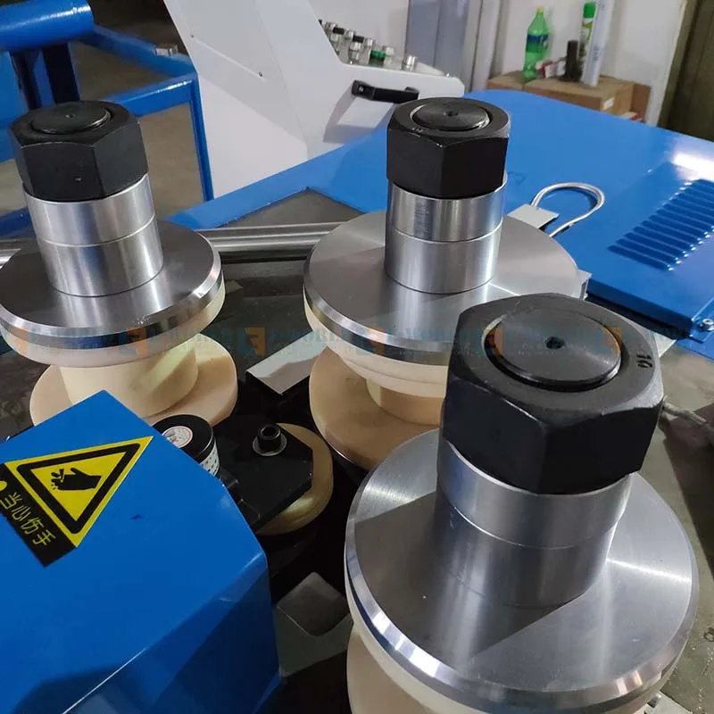 Bending machine for aluminum window door profile