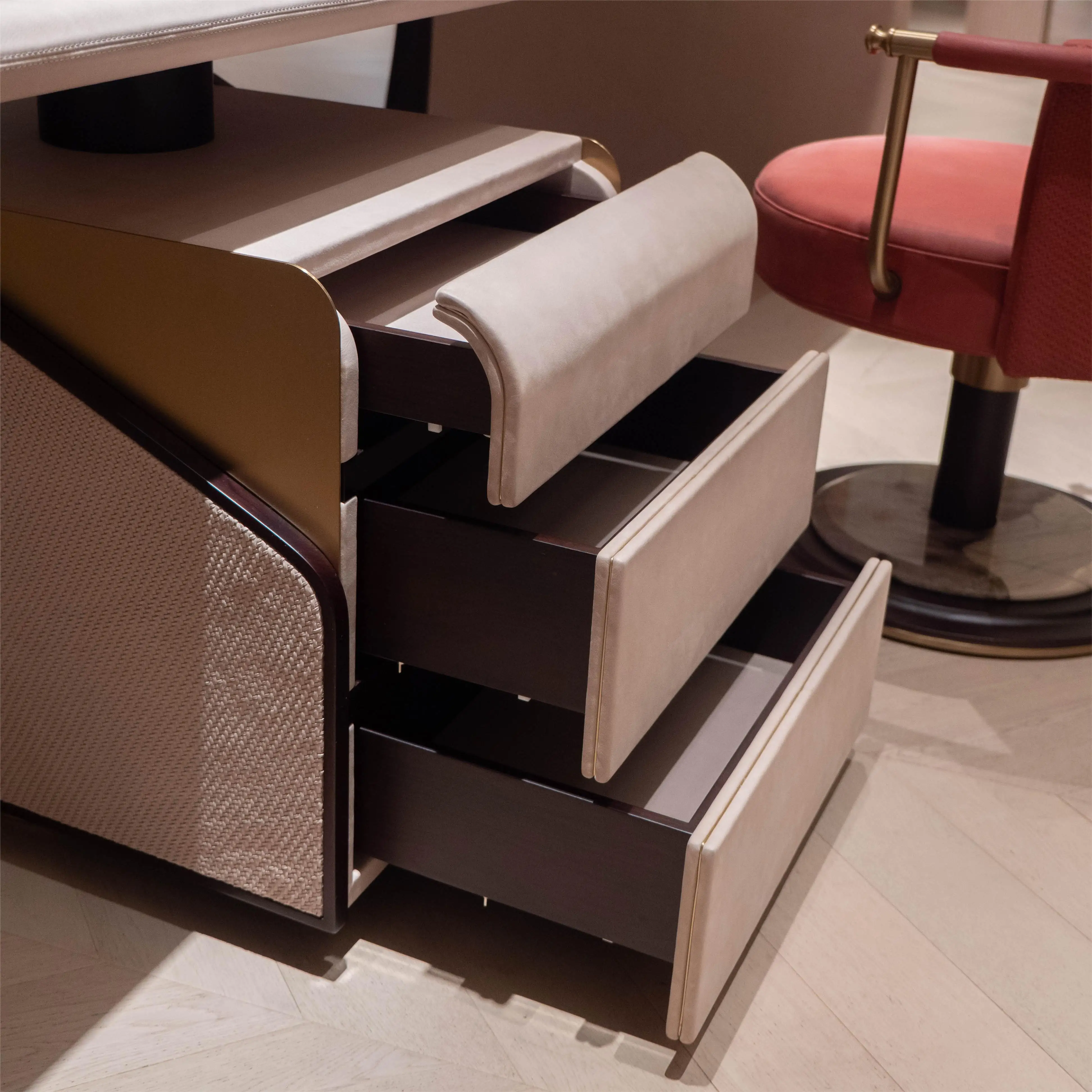 MODENFILI Luxury high quality modern design Executive Desk set Work Manager Ceo Boss office desk escritorio de oficina