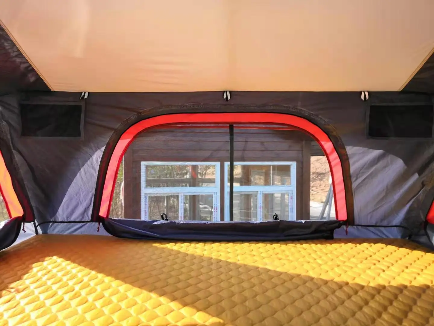 YUAN GU Semi-Automatic Tente De Toit Voiture 2 Person Rooftop Soft Shell Aluminum Car Roof Top Tent