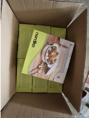 China ceramic manufacturers wholesale shelves buffet wedding service round white dessert ceramic plate set