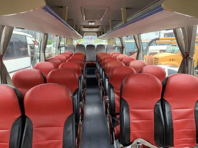 Comfortable Used Japan Yutong Coach Bus 35 Seats Passenger Car