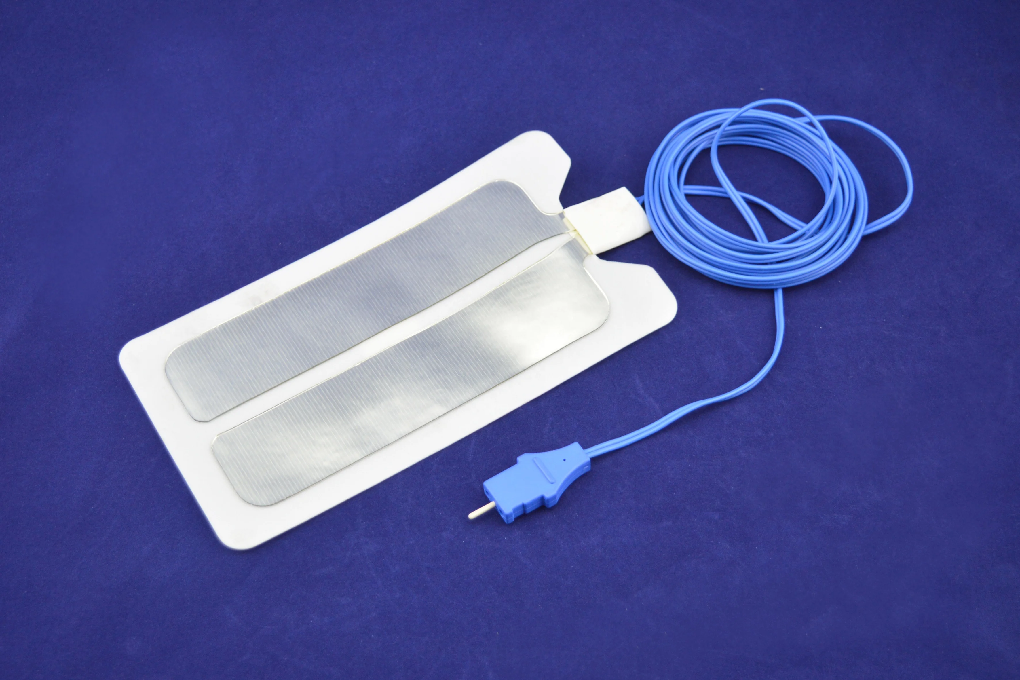  Одноразовая электрохирургическая биполярная заземляющая Подушка с кабелем