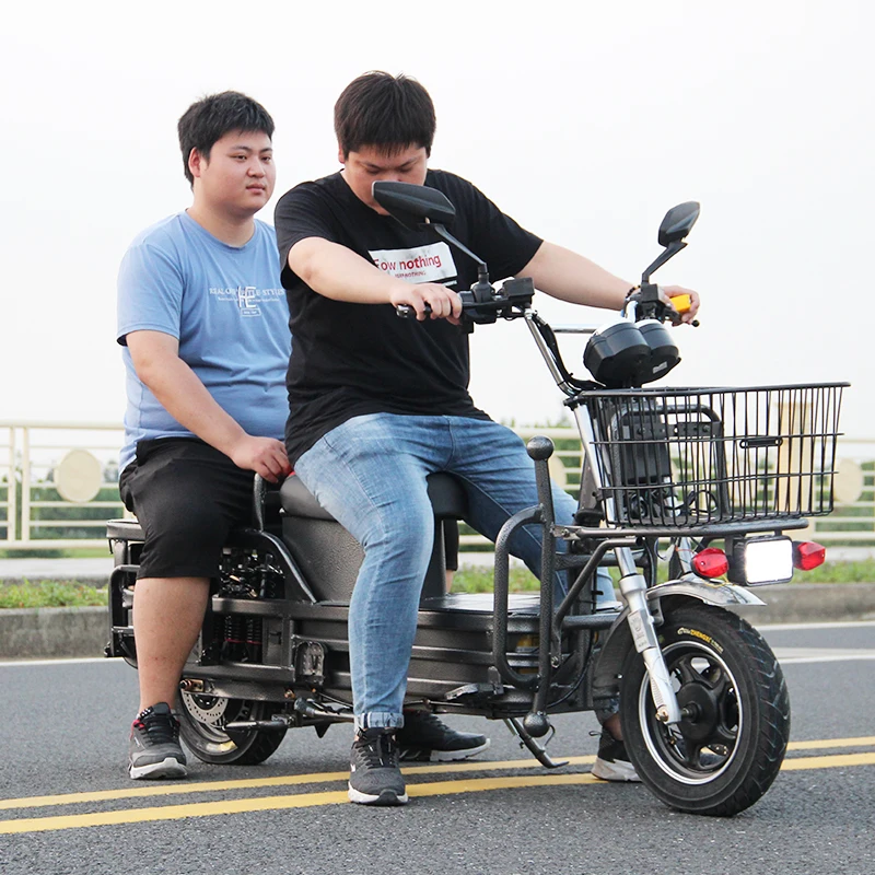 120km 72V40Ah EEC Electric HOT Convenient Unisex Style 1500W cargo  scooter Electric Motorcycle Adult