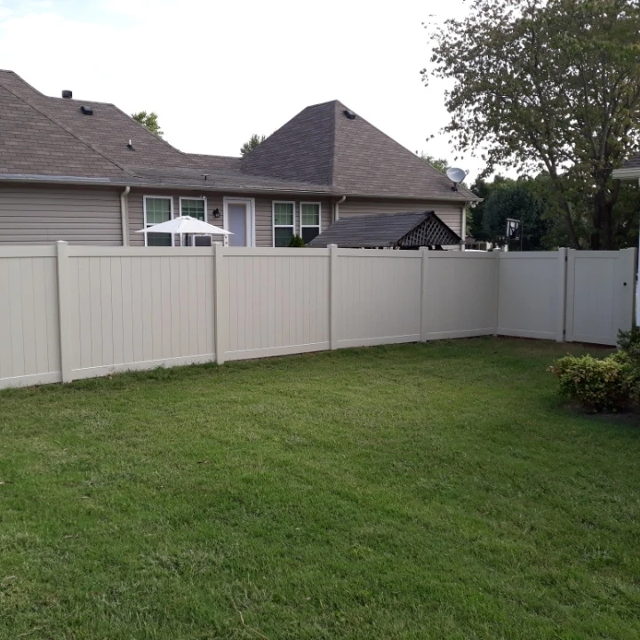 Cheap fences brown vinyl fencing