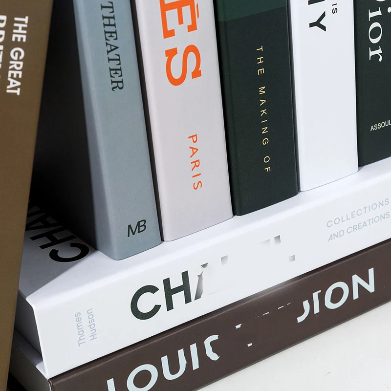 Современная имитация модной книги в твердом переплете для демонстрации мебели выставочный зал украшение