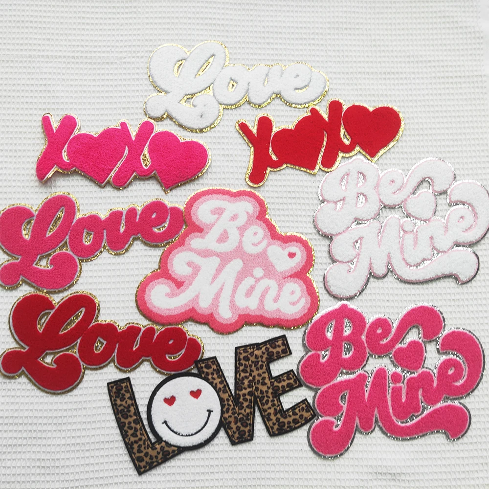 2024 new Custom Wholesale valentines XOXO love letter Glitter large Chenille sequin Embroidery iron on Patches for Clothes