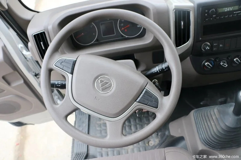 NEW FOTON AUMARK M4 light cargo truck 4-6tons with cummins 2.8L diesel engine and singe cabin(or one and half cabin)