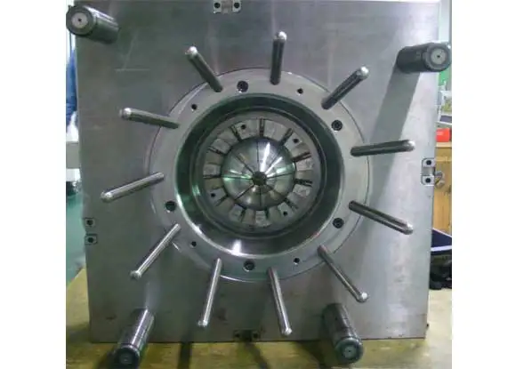 Rapid plastic injection prototype test mold or testing mold molding Services low cost or price