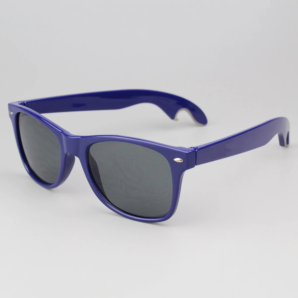 Wholesale Custom Plastic Drinking Open Beer Bottle Opener Sun glasses with strong metal Logo Beer Sunglasses