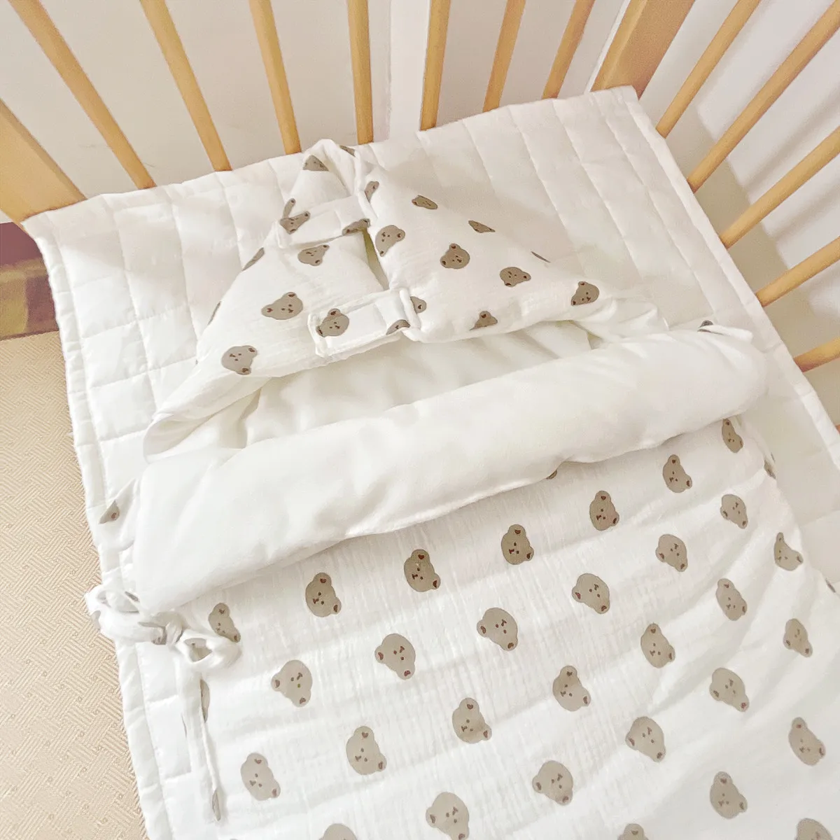 Yuan Cream Baby Quilt 100% Cotton Knitted Gauze Plush Sleeping Bag Dual-Use for Newborns 0-2 Years Thickened for Autumn Winter
