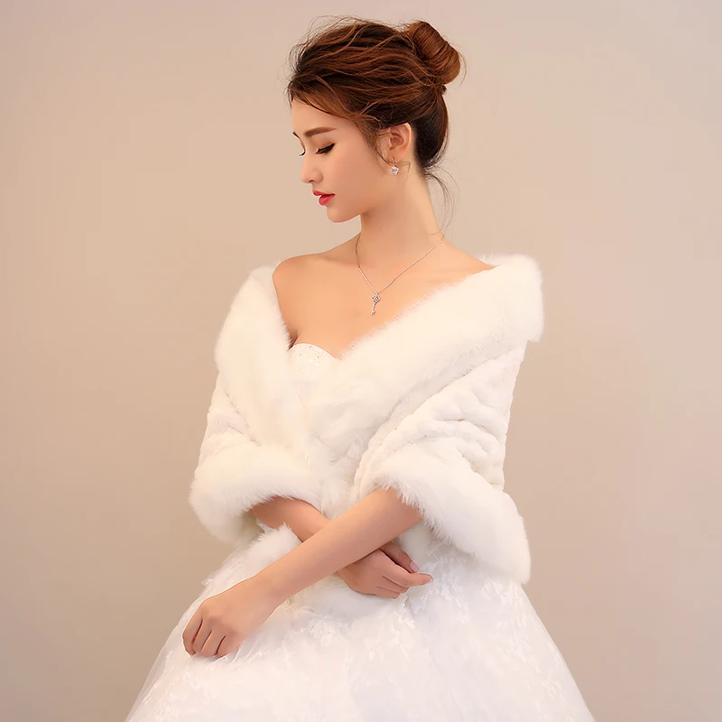 
Wholesale winter hot wedding accessories new circle fur collar shawl faux rabbit fur bride shawl 