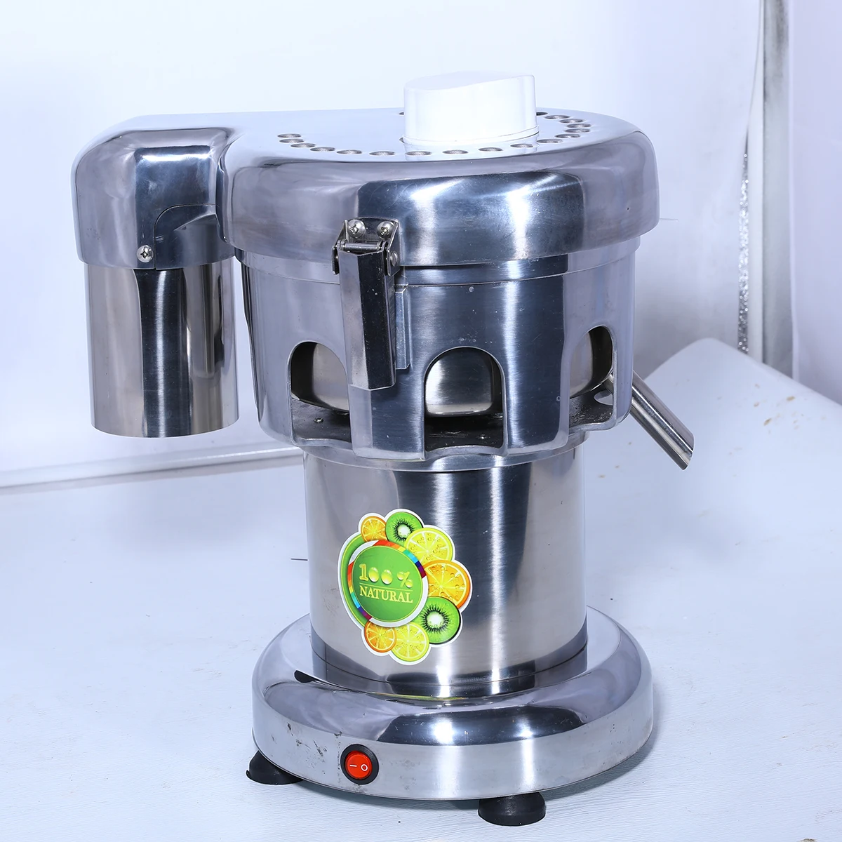 Automatic Juicer Orange Apple Pear Juicer Vegetable Juice Making Machine Professional Juicer Extractor Machine