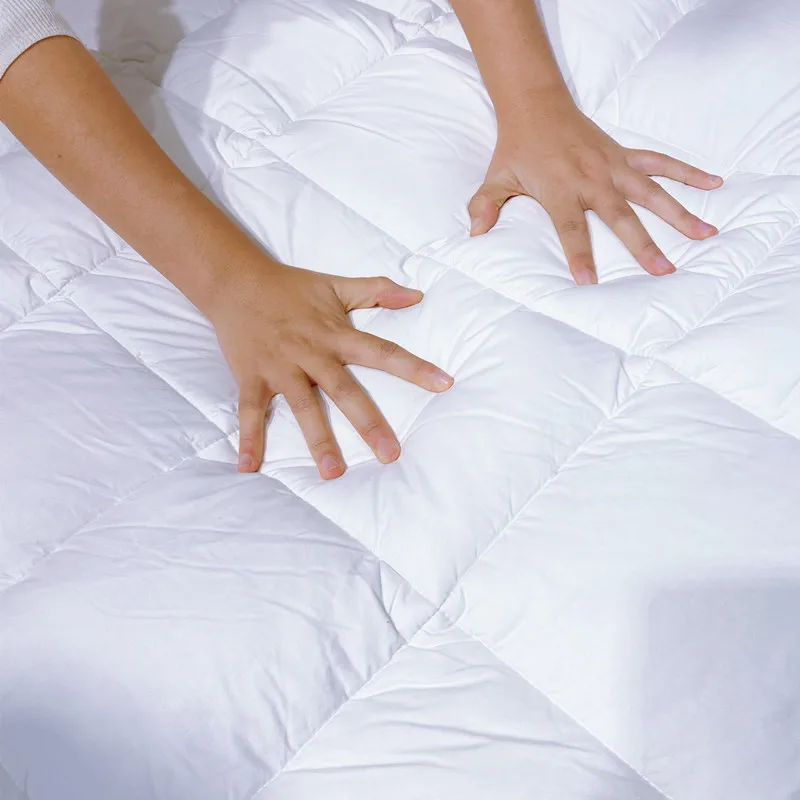 Microfiber quilts reversible comforter custom soft cotton fabric polyester duvet baby quilt for wholesale