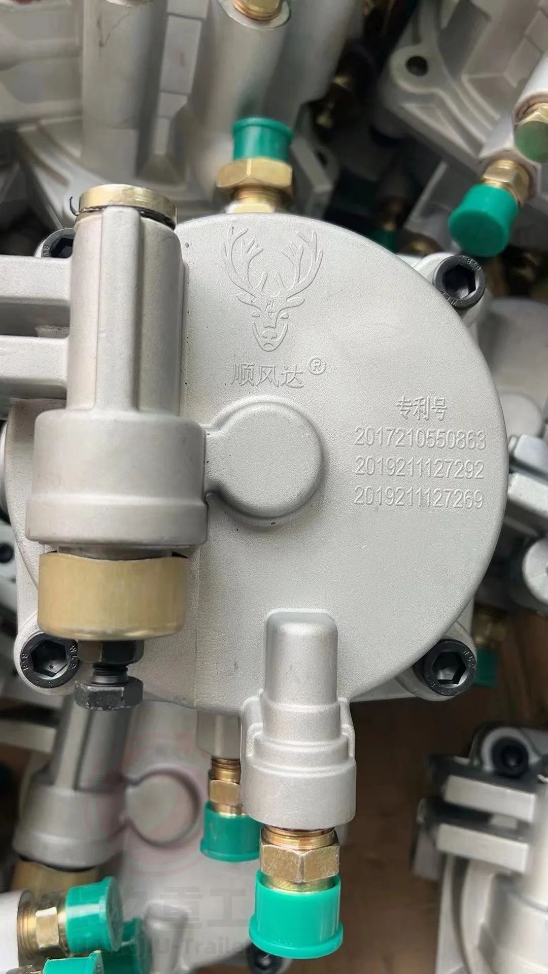 Mechanical ABS three-axle synchronous emergency relay valve EBS brake for trailers and trucks