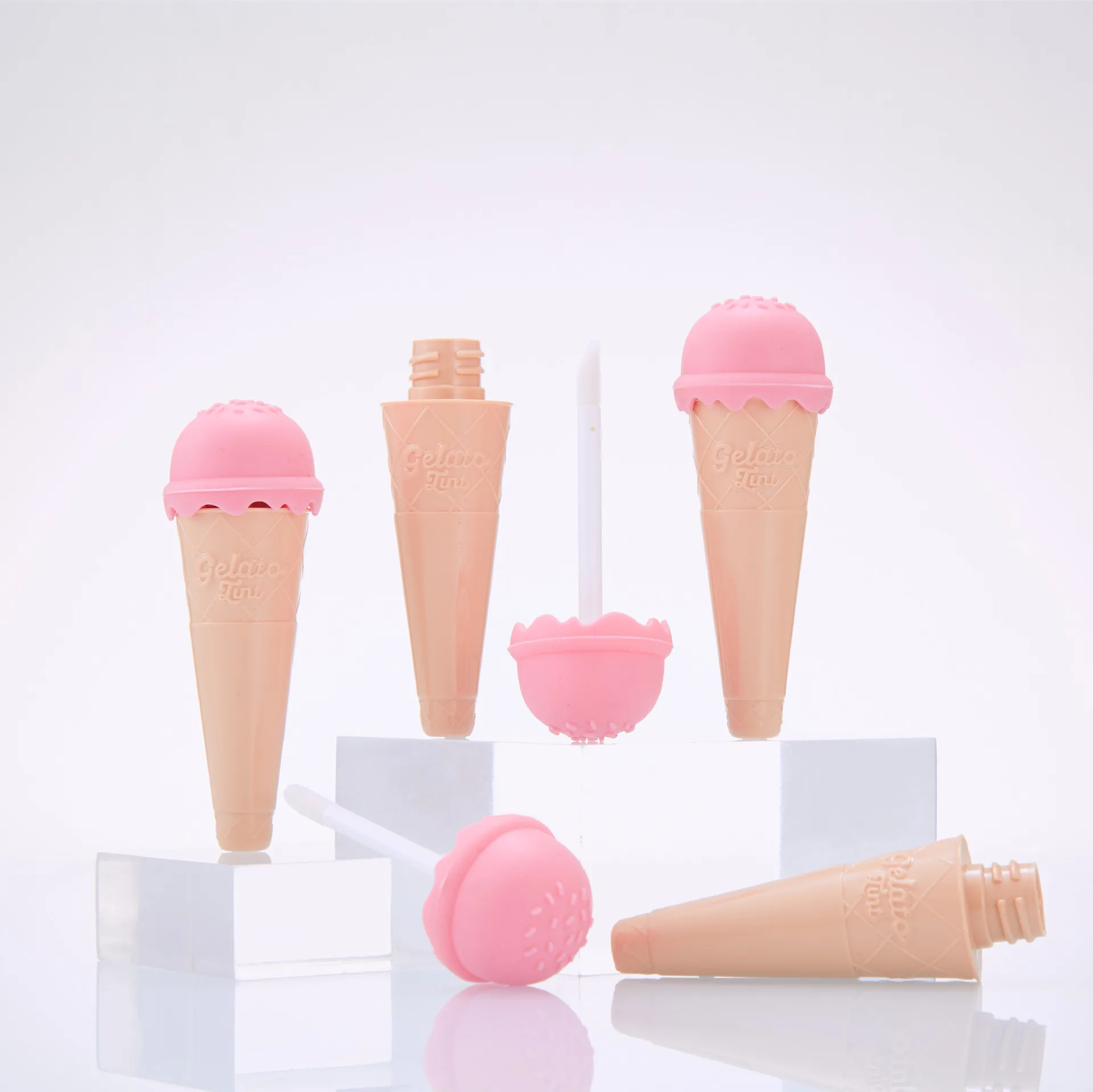 SJL Cute Design Hot Selling High Quality Ice Cream Cone Shape Lip Gloss Tube Plastic Cosmetic Empty Lipstick Tube