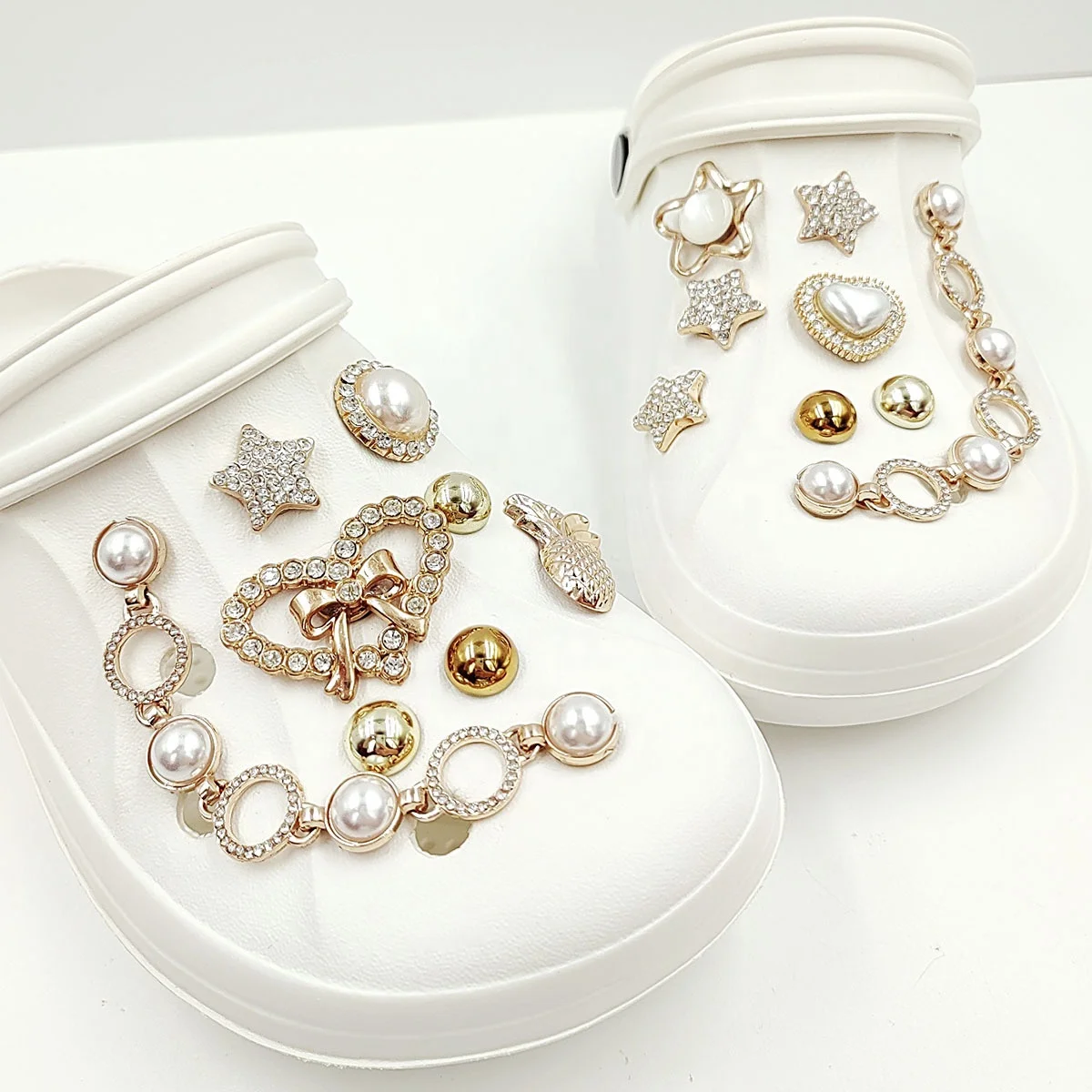 Manufacturers direct sales of gold Clogs charms streamer butterfly rhinestone love DIY set shoe rhinestone-studded accessories