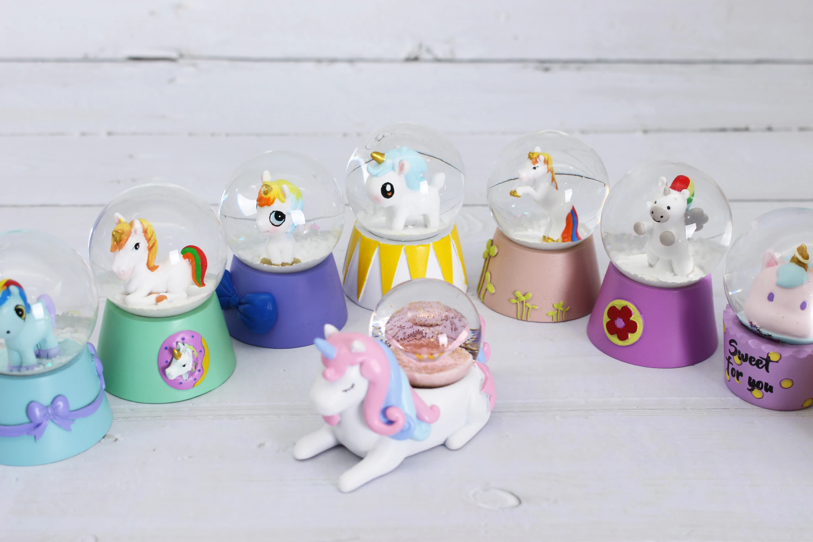 Buy factory price Custom Own Animal Design OEM High Quality Beautiful Glass Glitter Snow Globe For Gift