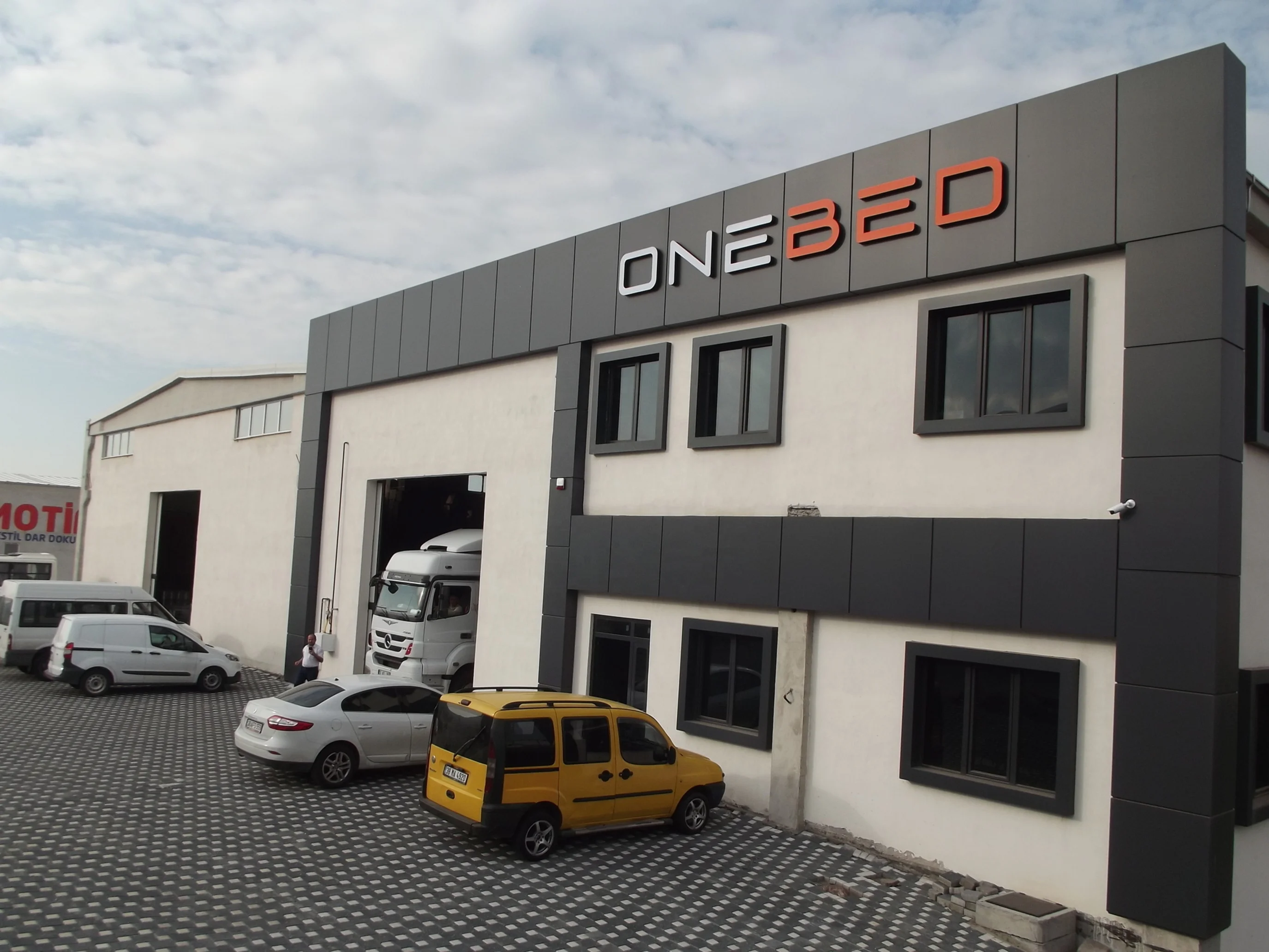 New Design Best Selling Fabric Single Double King Queen Super King Size Modern Storage Bed with Bed Base