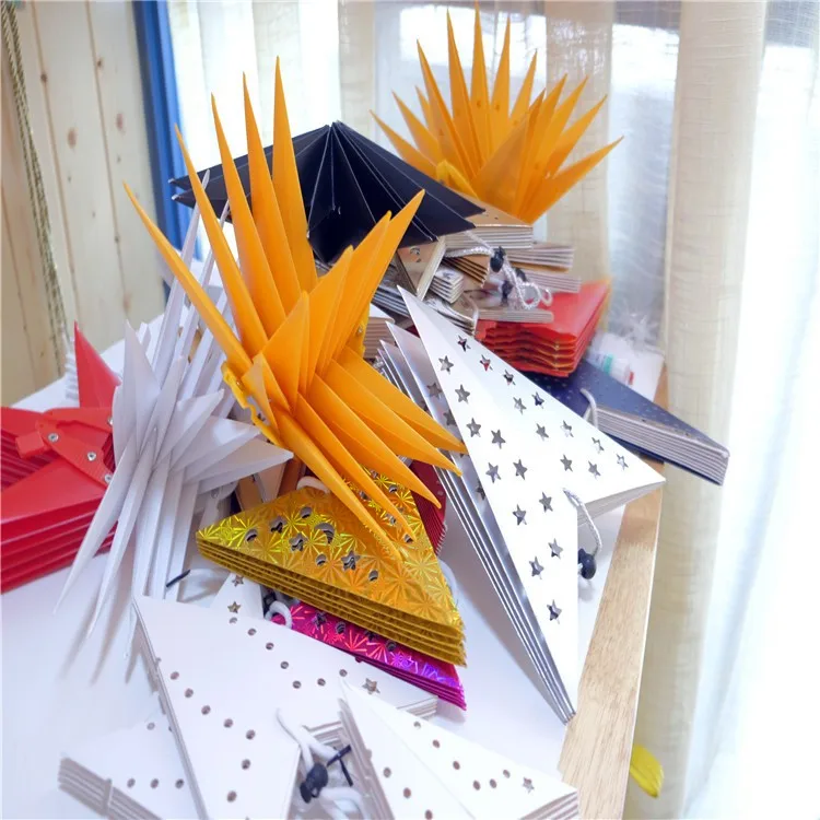 Hanging Paper Star for Christmas Decorations