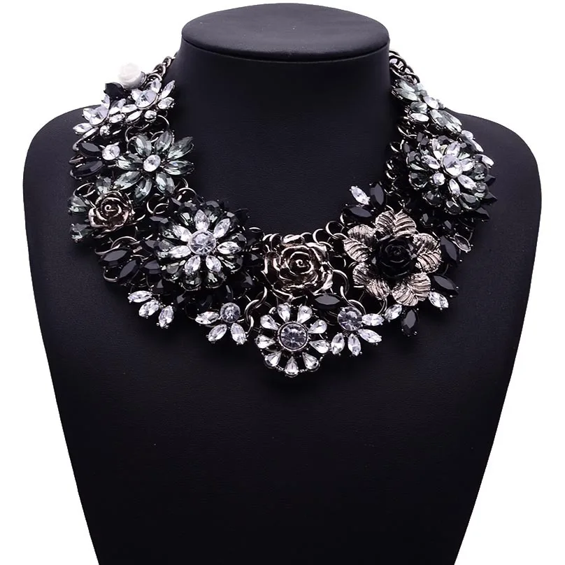 Fashion jewelry Acrylic Bib Crystal Resin gem choker Flower floral statement necklace