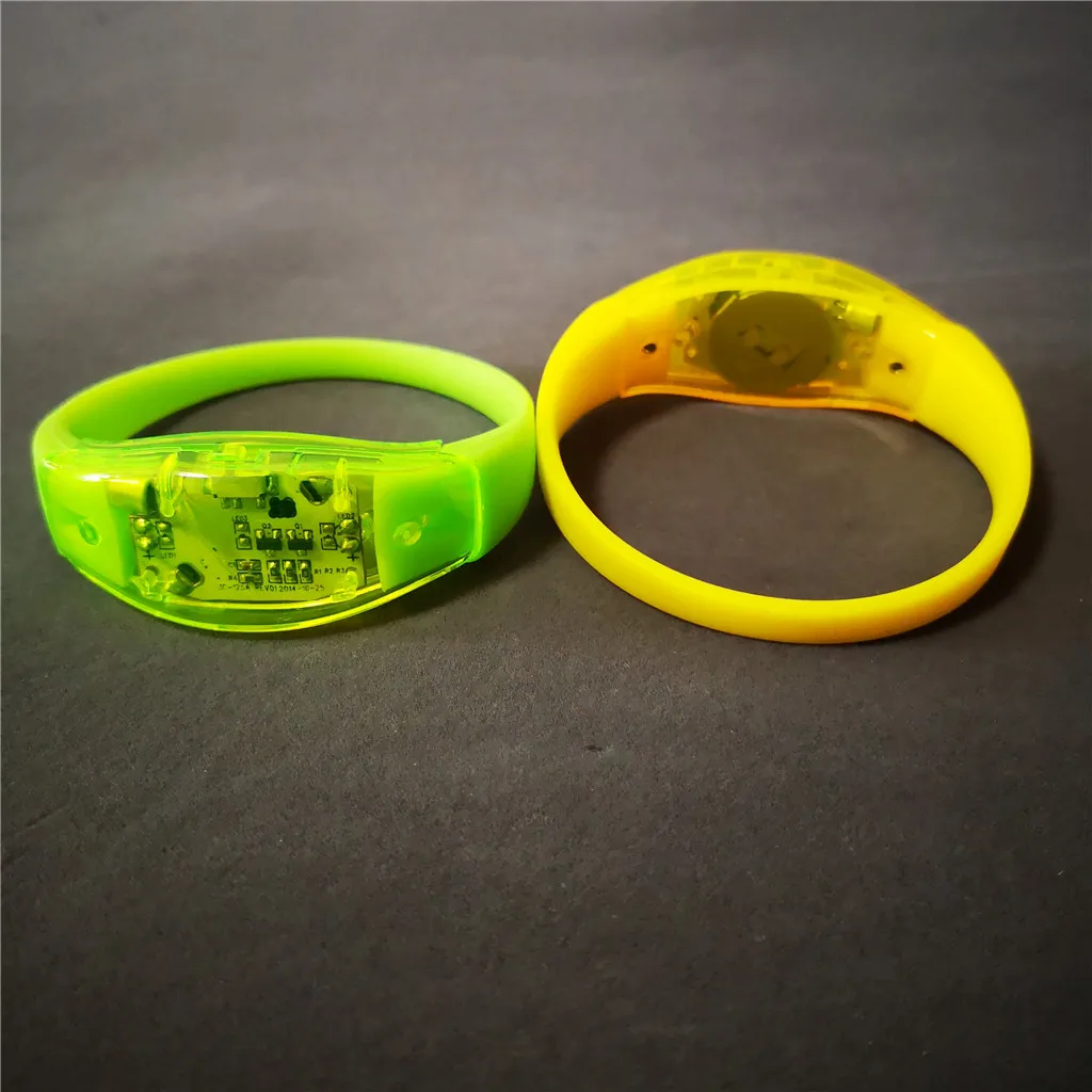 Top seller custom music rhythm sound activated silicone flash led light up wristbands bracelet for parties events concert bar