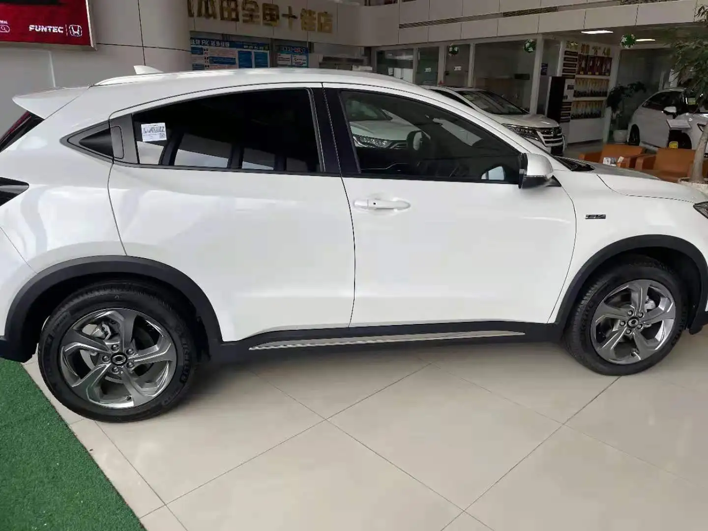 Electric SUV car DONGFENG automatic suv/automatic suv for