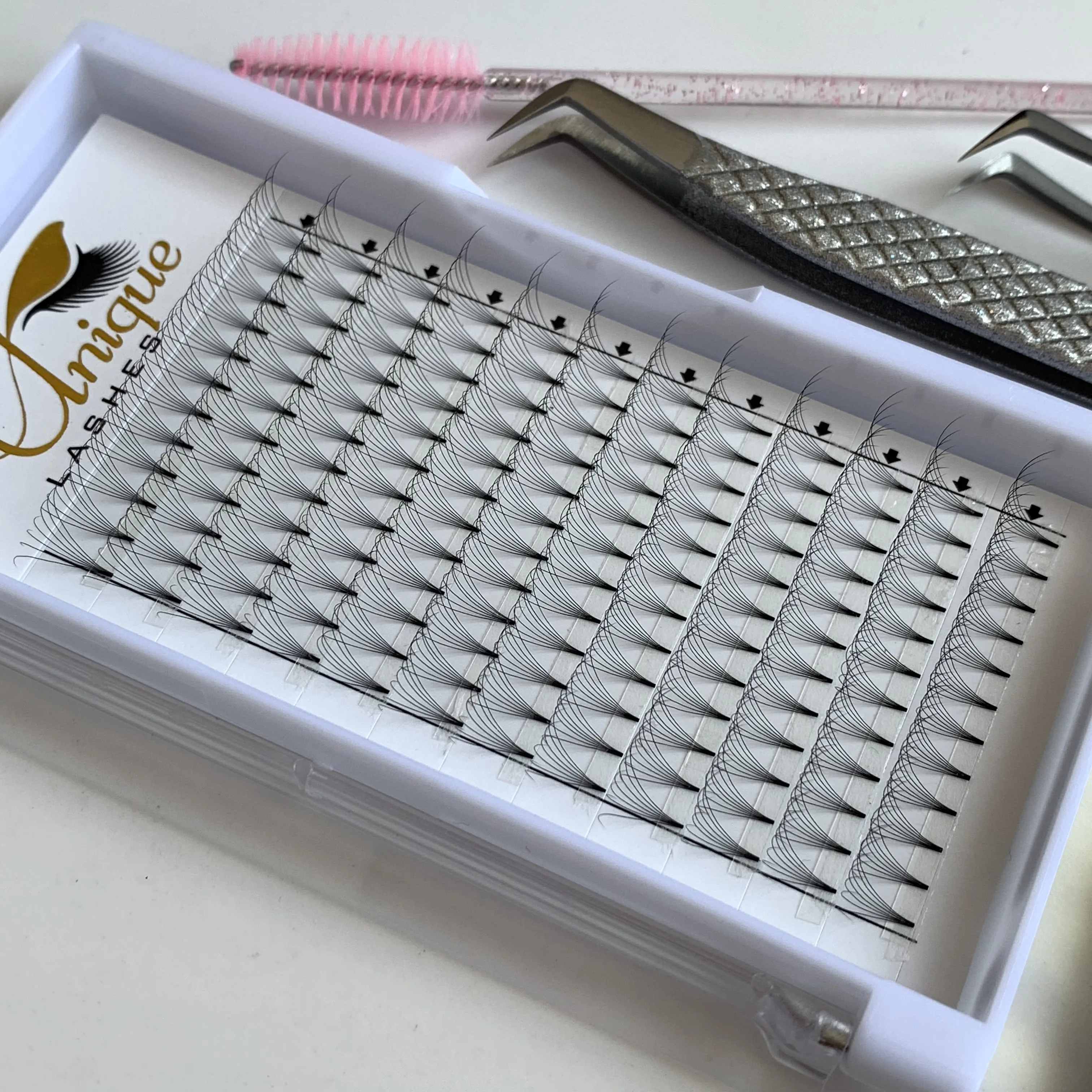 Китайский завод по производству готовых объемных ресниц с вашим логотипом 3D 4D 5D 6D 8D