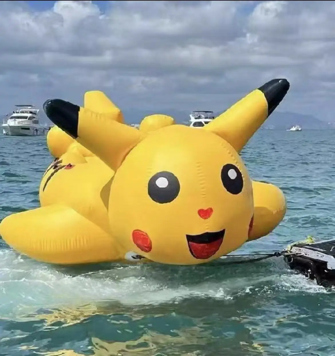 Summer Funny Inflatable Rotating Water Toys Disco Boat Towable Inflatable Towable Tube For Water Entertainment