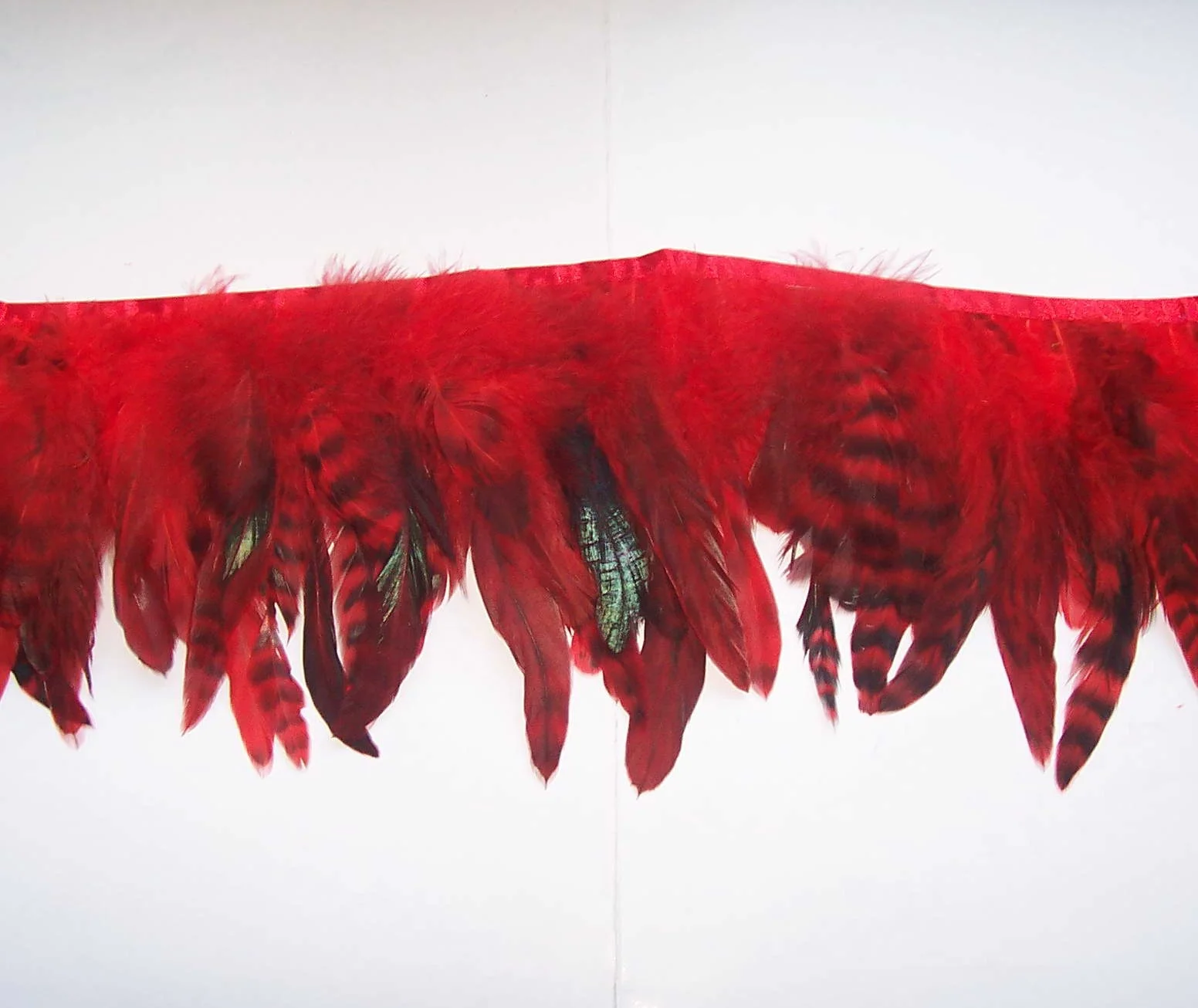 China feather factory wholesale Natural brown grey Grizzly Rooster Saddle feather trim Fringe with satin ribbon tape