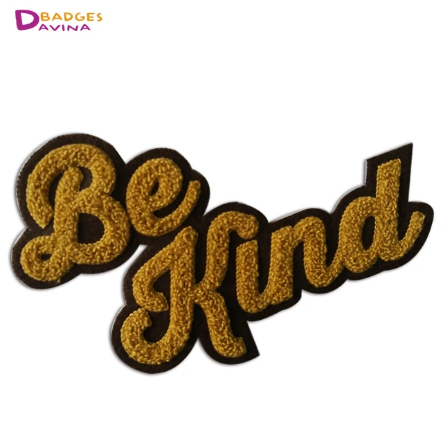  Высококачественные нашивки с надписью синель Китти вышивкой на заказ вышитые значки логотипом для детской одежды