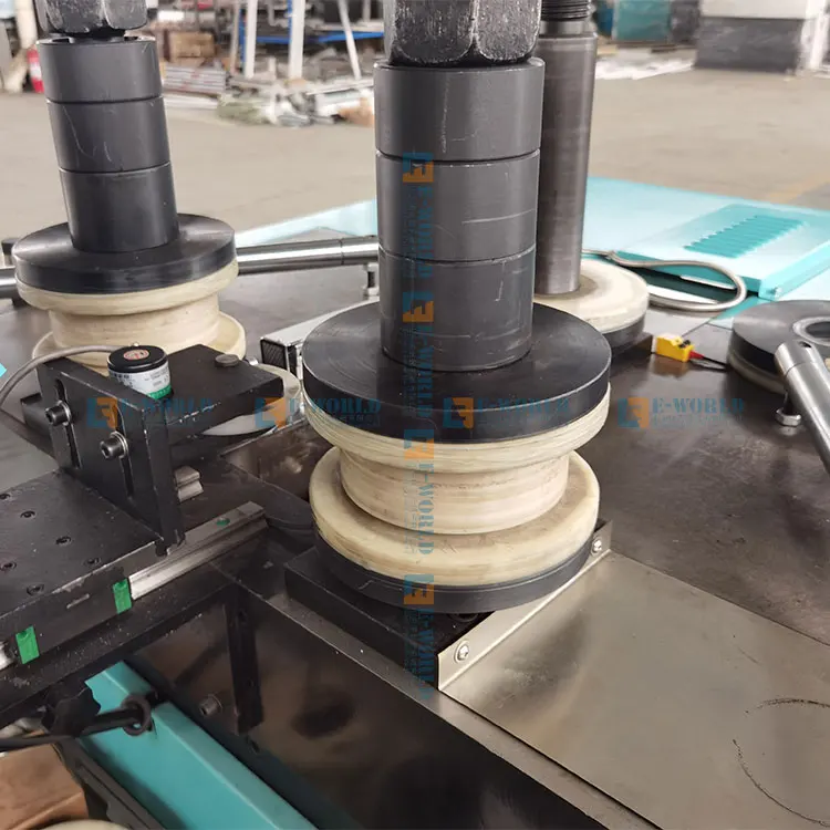 Industrial Computer CNC Controlled Bending Machine For Aluminum Profile