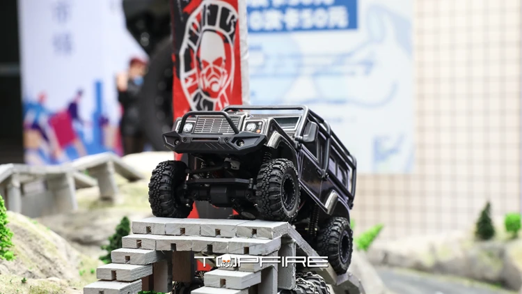 
TOPFIRE 1/24 2.4GHZ Remote Control RC Car for Land Rover Defender 