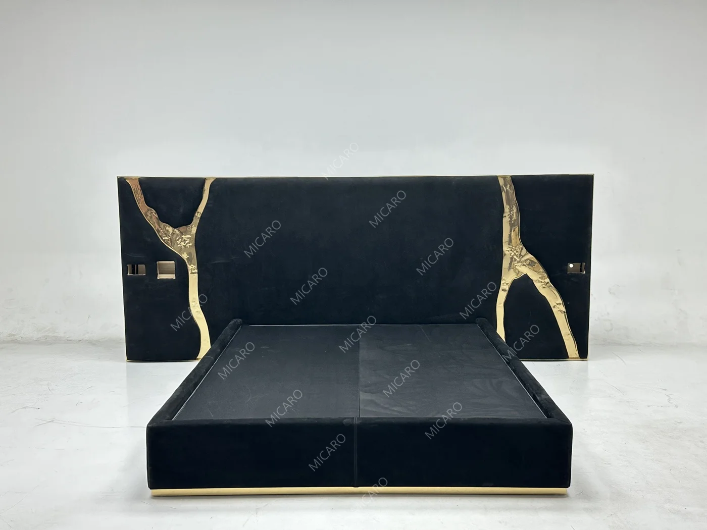 Italian Design Luxury Bedroom Furniture Set Modern Upholstered Leather Bedroom Bed With Extended Headboard