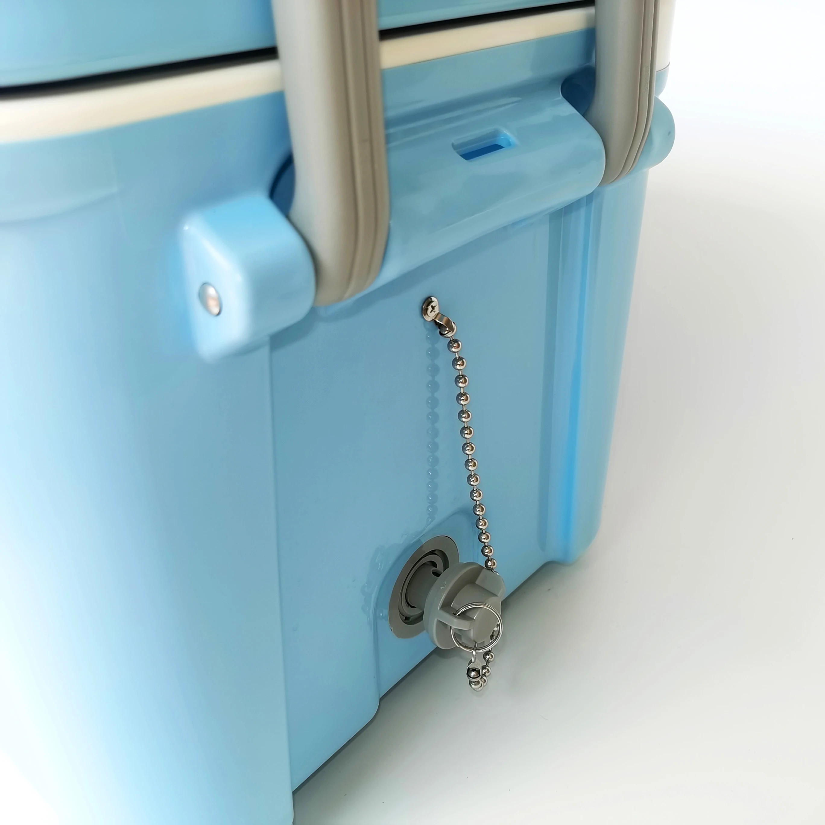 
2020 insulated 35QT portable medical fishing outdoor waterproof injection coolest large cooler box 