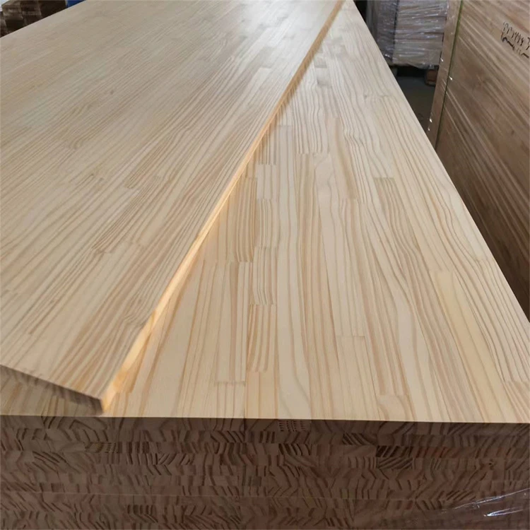 Wholesale pine wood sheets 18mm 15mm wood pine log price pine timber planks for sale