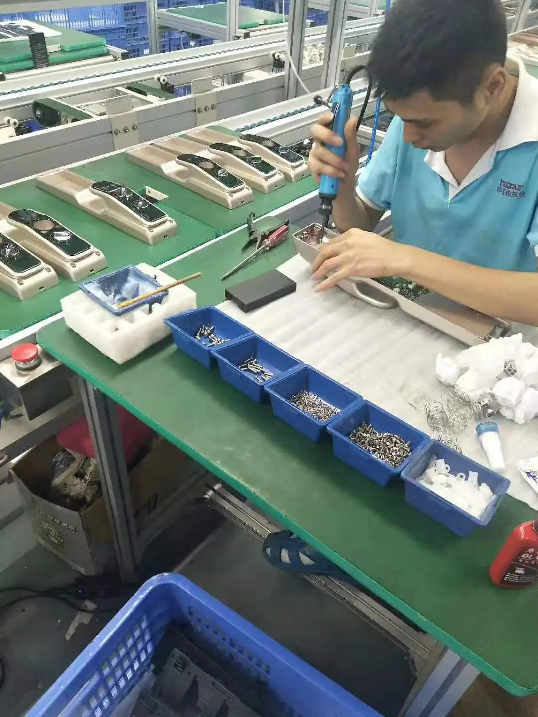 Умный дверной замок Huarui H10 с функцией распознавания лица и сканером глаза