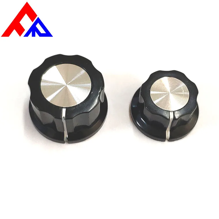 Большая рифленая черная поворотная ручка в стиле босса с серебряным верхом