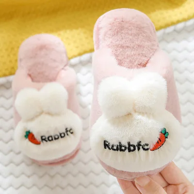 Manufacturer Hot Winter Children Shoes Cute Animal Indoor Plush Slippers For Kids