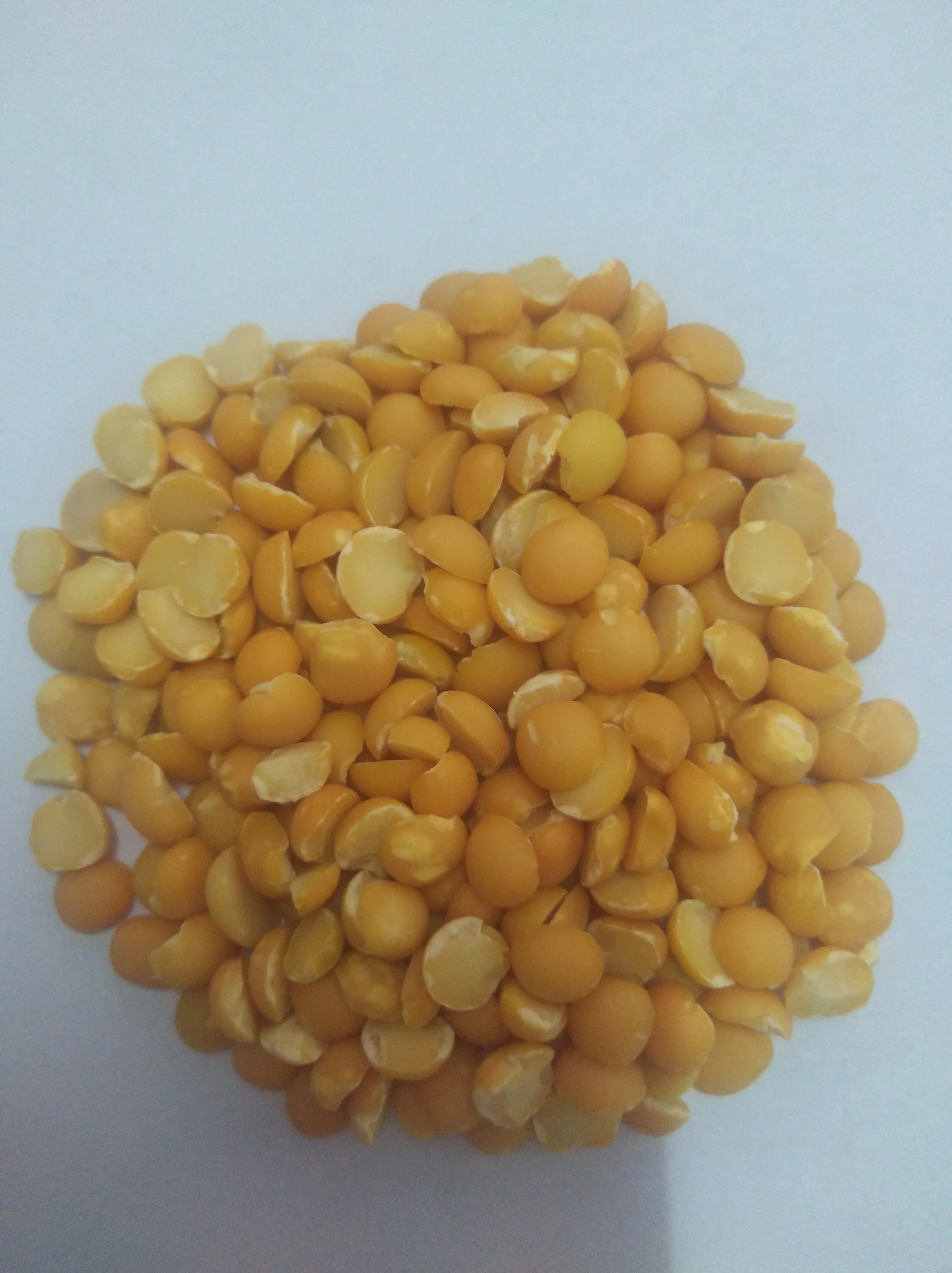 Распродажа, машина для пилинга и разделения желтого гороха, 500 кг/ч, коэффициент пилинга 99%, коэффициент разбивания 1% ниже, если необработанный горох, коэффициент сортировки мелкой шелухи