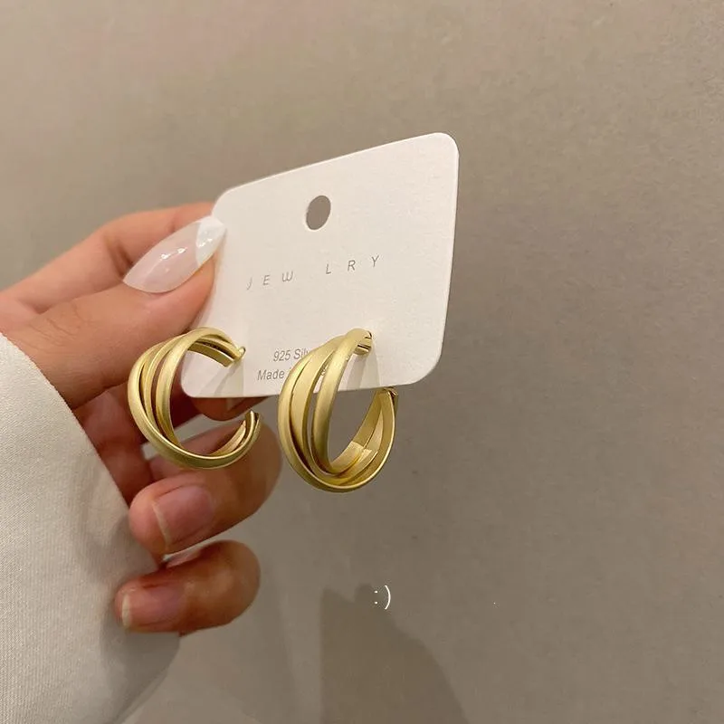 Wholesale fashion trendy girl woman ear rings earring designs