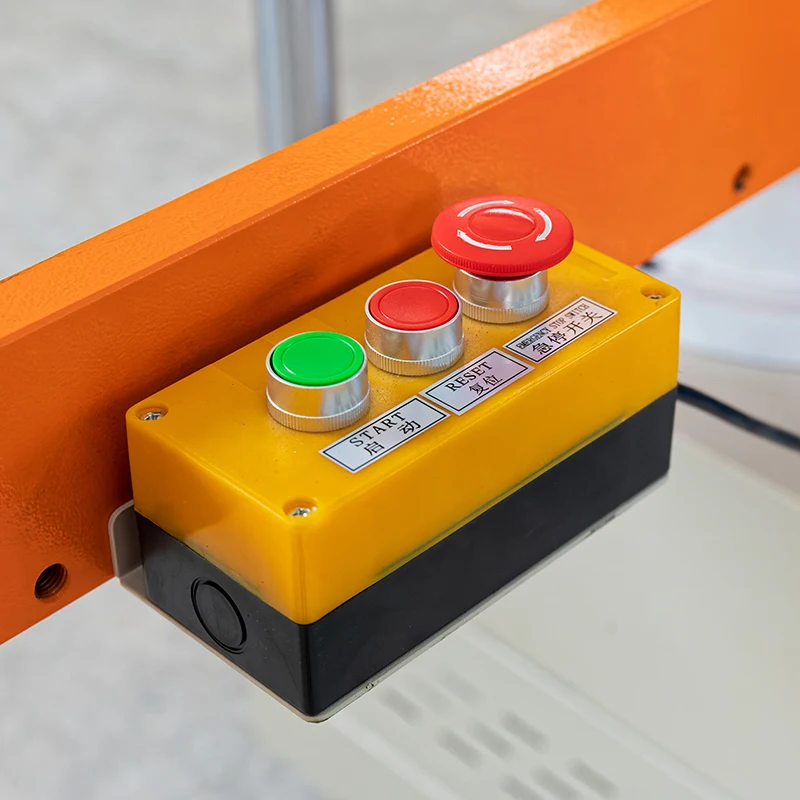 Vacuum Press Vulcanizing Machine  Silicone Mobile phone protective case and cup mat making machine